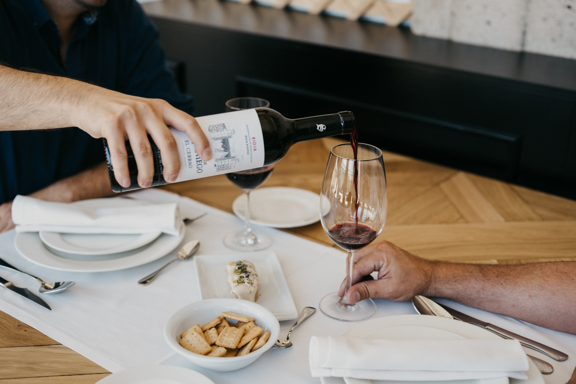 Guía para servir vino