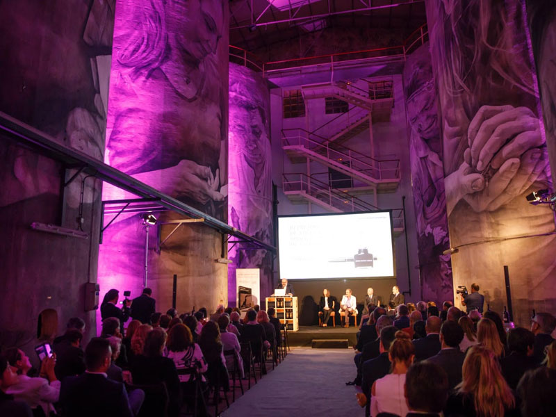 Espacio Medio Millón